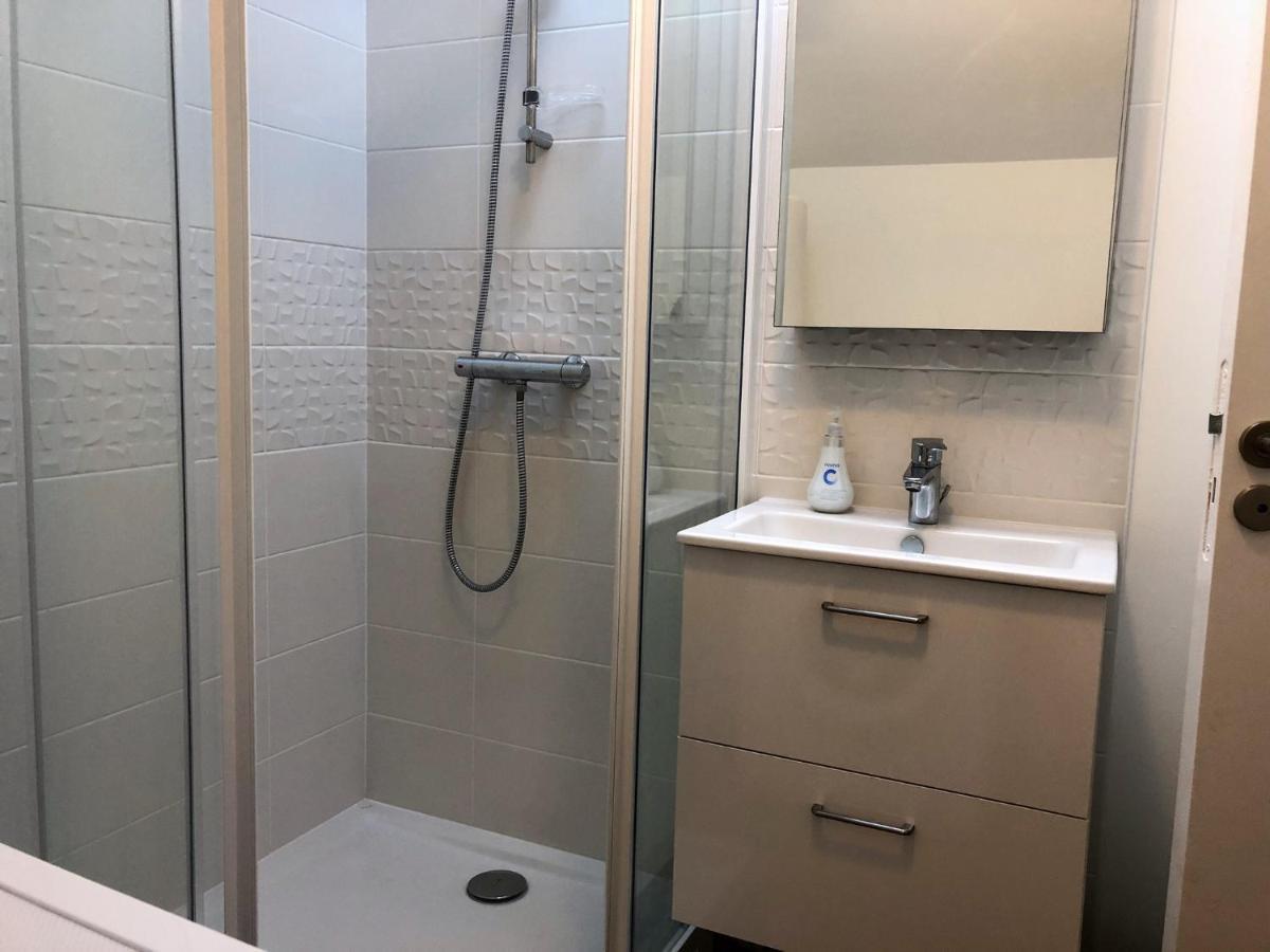 Ferienwohnung Logement Dans Le Vieux Tours Exterior foto